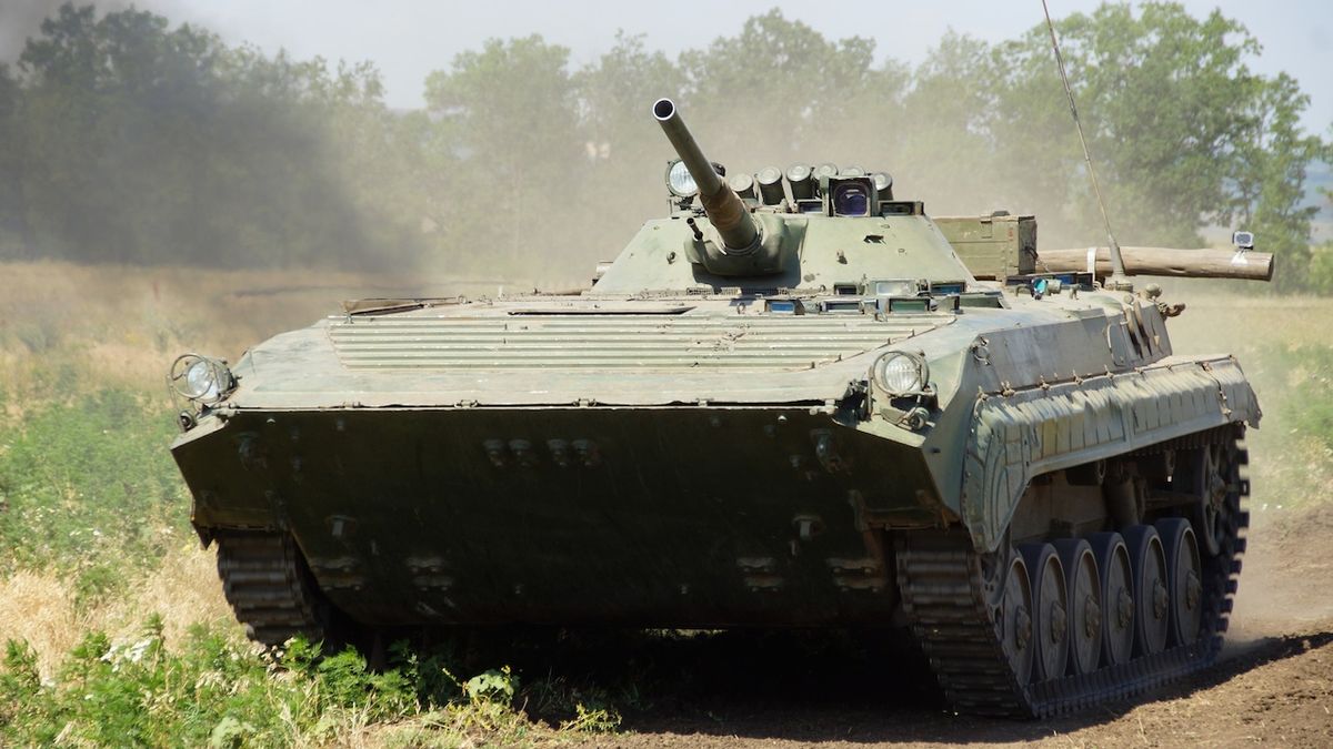Řecko dodá na Ukrajinu 122 obrněných transportérů